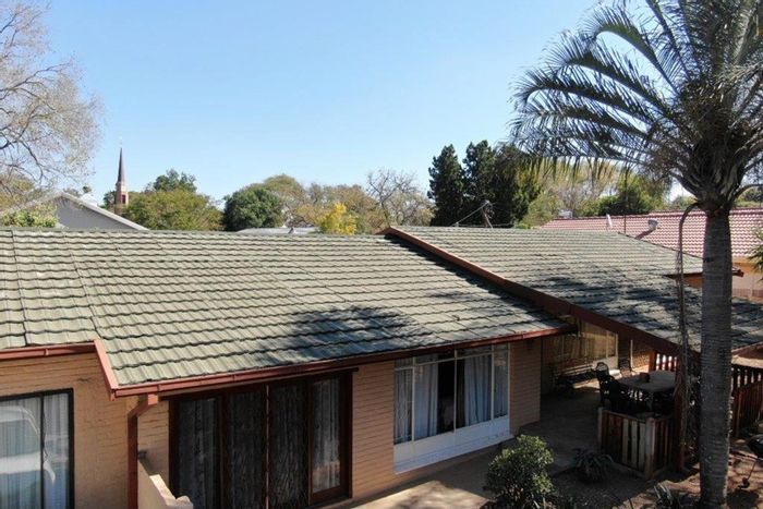 For Sale: House in Bela Bela Central with 4 beds, garden, and carport.