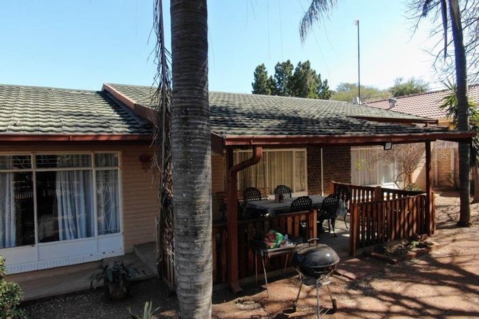 For Sale: House in Bela Bela Central with 4 beds, garden, and carport.