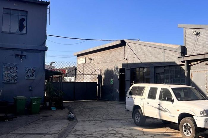 Industrial Property For Sale in Germiston North: Warehouse, Factory, Office Space, 400 KVA Power.