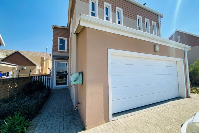 For Sale: Townhouse in Riverspray Lifestyle Estate with 24-hour security, amenities nearby.