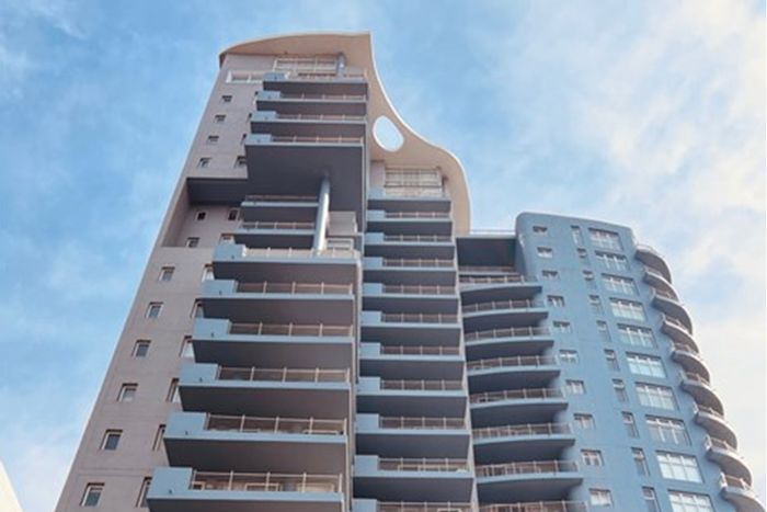 Waves Edge Apartment For Sale: 2 Bedrooms, Pool, Security, Airbnb Friendly.