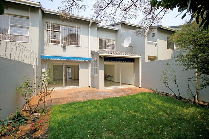 For Sale: 3-bedroom townhouse in Strathavon with pool, garden, and garage.