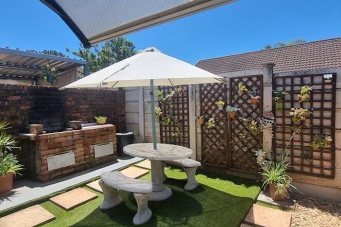For Sale: Hayfields House with 4 Bedrooms, Flatlet, Patio Bar, and Secure Parking.