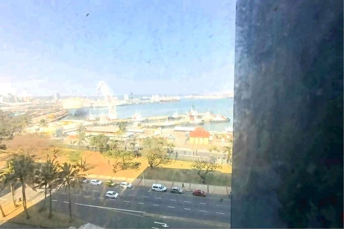 For Sale: 2 Bedroom Apartment in Durban Central with harbor views and convenient access.