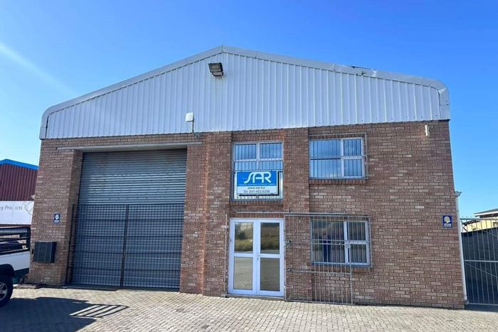 Sidwell Industrial Warehouse to Rent: 380sqm, offices, boardroom, 80amps power.