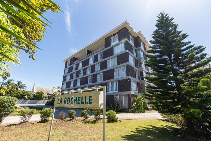 For Sale: 2-Bedroom Apartment in St Georges Park with Enclosed Balcony and Parking.