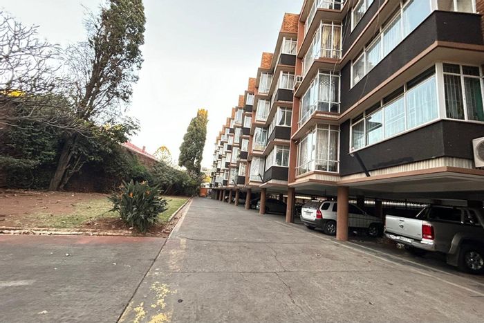 2.5-Bedroom Apartment For Sale in Arcadia, near Union Buildings, secure access included.