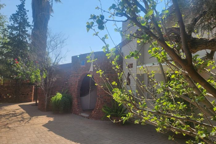 For Sale: House in New Park with pool, garden, garage, and staff accommodation.