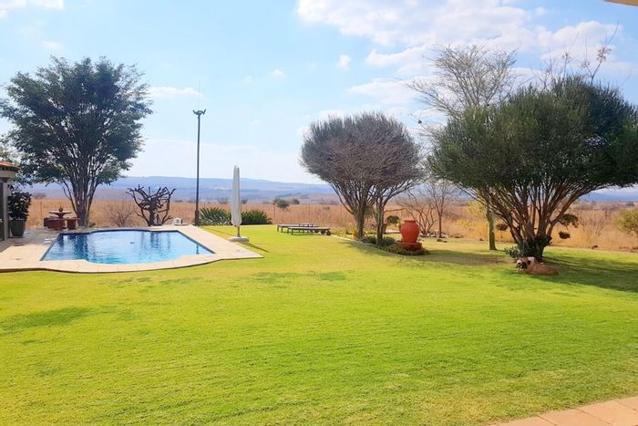 For Sale: Farm in Sterkfontein AH with 7 bedrooms, pool, and solar system.