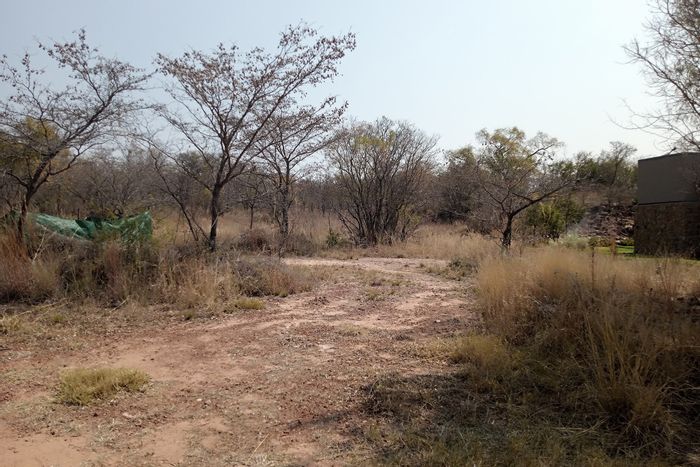 Vacant Land Residential in Negester Klein-Kariba, For Sale, quiet cul-de-sac, green surroundings.