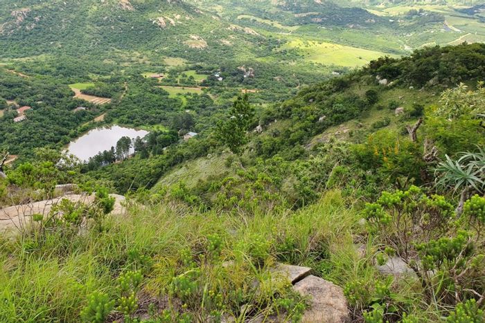 Lodge For Sale in Steiltes: 41.8 hectares, off-grid living, income potential.