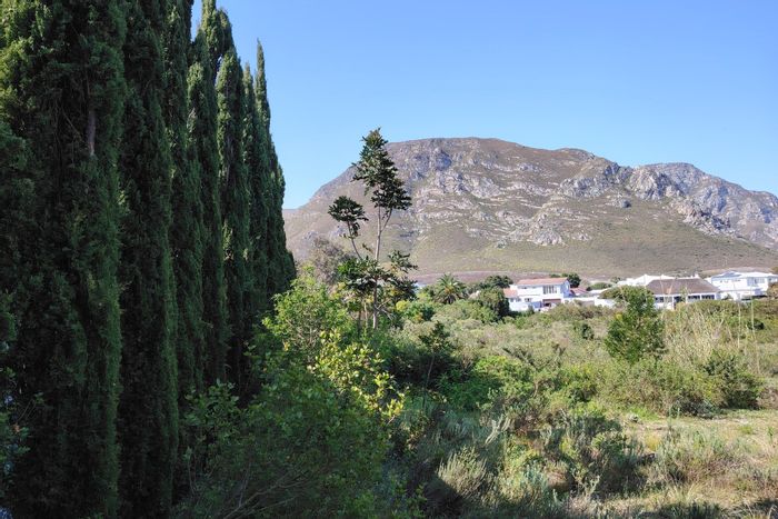 Vacant Land Residential for Sale in Fernkloof: Riverfront, dual plots, endless potential.