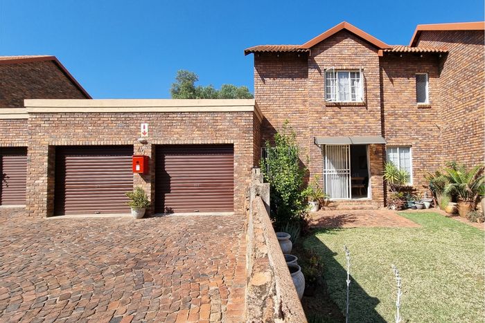 For Sale: Claremont Townhouse with garden, inverter system, and double garage.