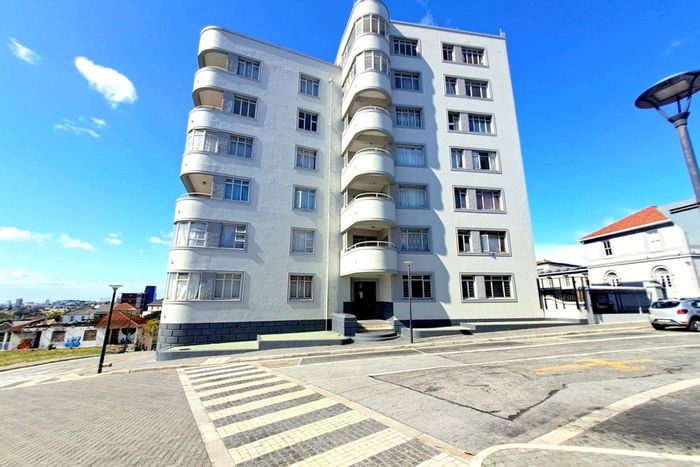 Spacious 79 sqm apartment in Port Elizabeth Central, secure parking, strong rental income. For Sale.