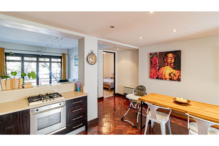 For Sale: Apartment in Greenside with secure parking, two bedrooms, and balcony.