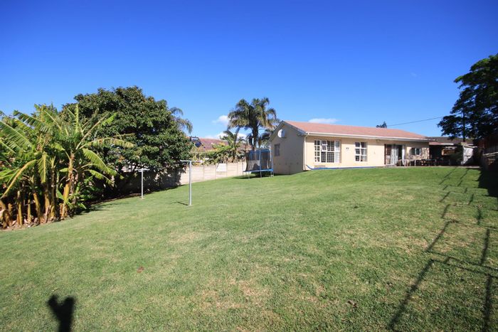 Spacious 3-Bedroom House in Greenfields with Pool, Braai Area, and Expansion Potential.