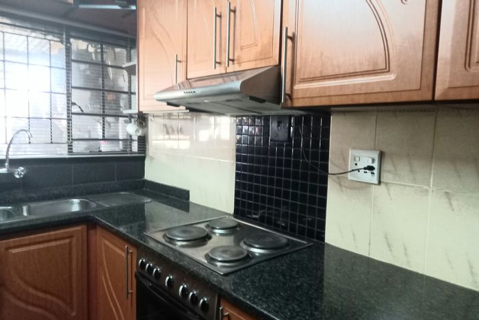 2-Bedroom Townhouse For Sale in Lenham with backyard and convenient amenities.
