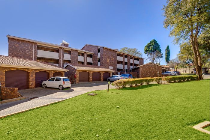 3-Bedroom Apartment To Rent in Sunninghill with ample space and convenient location.