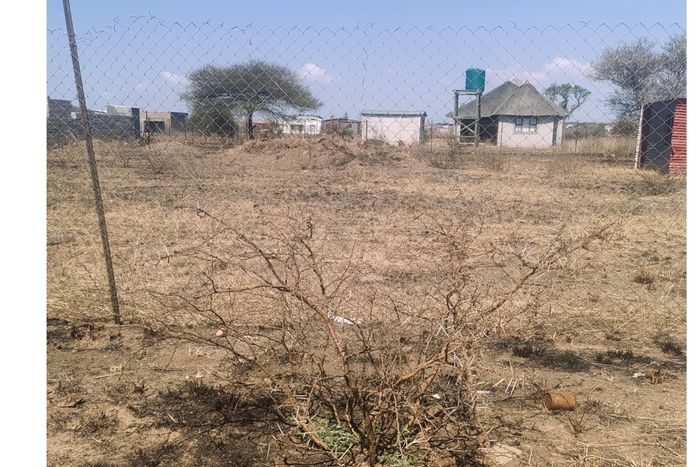 Vacant Land Residential For Sale in Mankweng, near R71 road access.