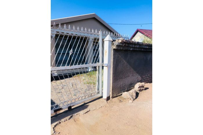 3-Bedroom House For Sale in Letlhabile: Close to schools and transport, great potential.