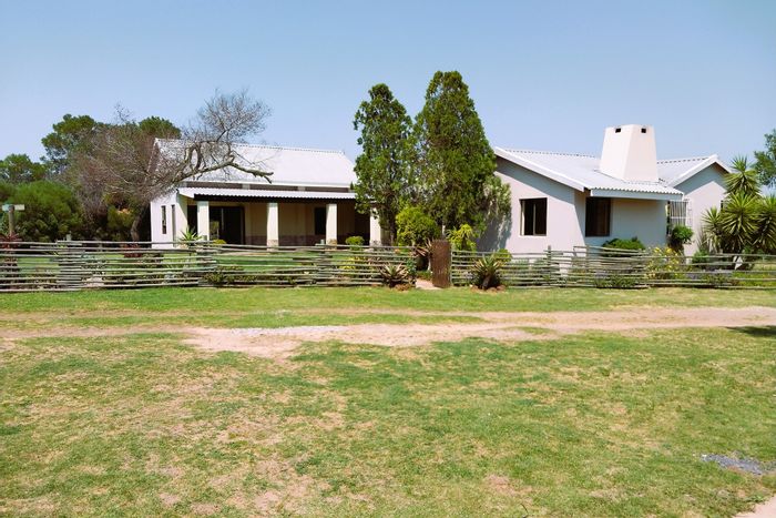 Cape Farms Small Holding For Sale: 4-bed home, stables, rental income, eco-friendly.