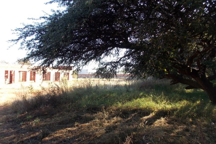 For Sale: Farm in Wilkoppies with fertile land, development potential, and customization options.