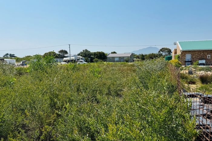 Vacant Land Residential in Fisherhaven for Sale: Ideal location near schools and lagoon.