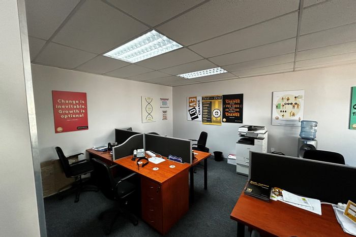Office To Rent in Newton Park: 126m² with parking, security, and versatile layout.