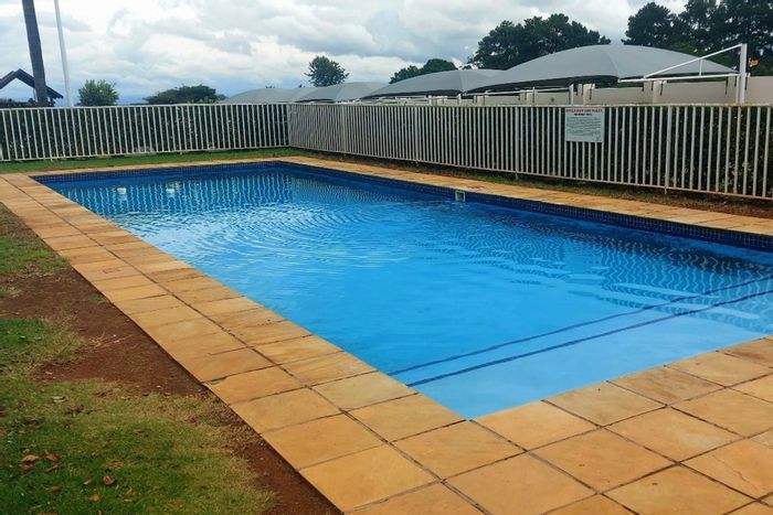 2 Bedroom Apartment To Rent in Carlswald with pool, gym, and patio.