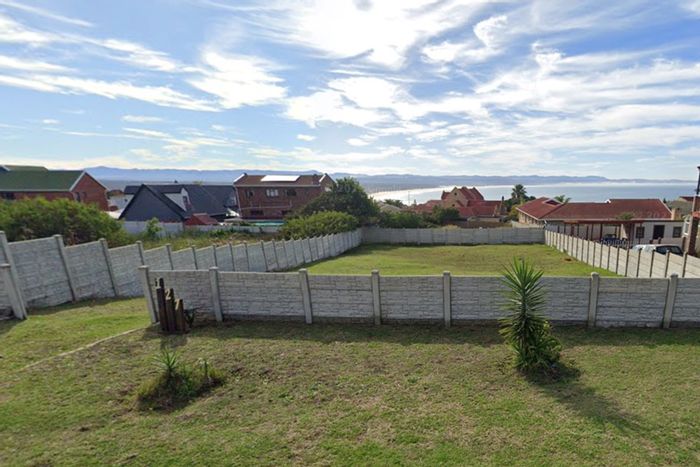 Wavecrest Vacant Land Residential For Sale: 806sqm, sea views, enclosed, near beach.
