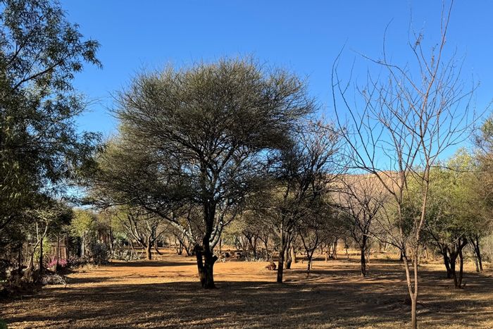 Vacant Land Residential for Sale in Groot Marico Central, 2074 sqm for development.