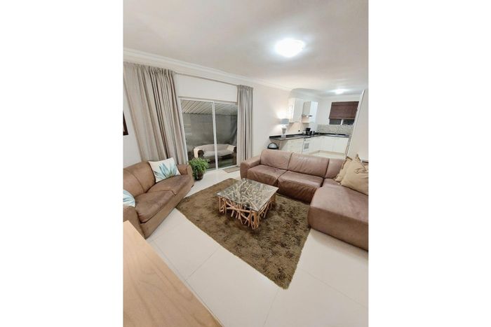 Cottage To Rent in Glenashley: 1 bed, patio, braai, parking, security included.