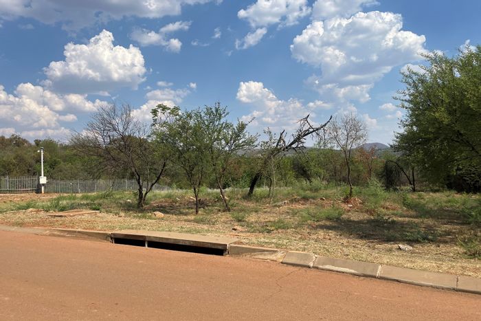 Vacant Land Residential For Sale in Estate D' Afrique, 1200sqm with amenities.