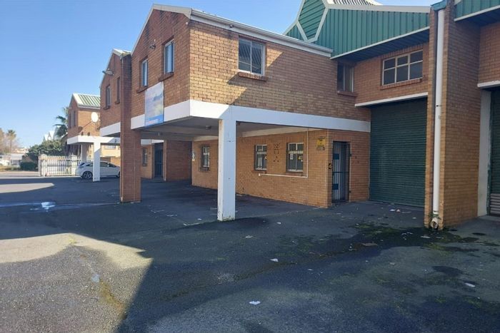 Retail Property For Sale in Marconi Beam Industria with ample parking and office space.