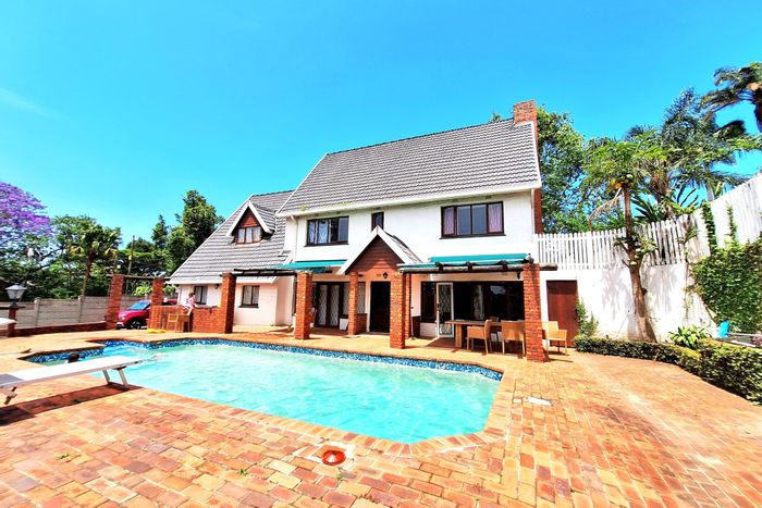 For Sale: House in Cowies Hill with pool, wine cellar, and ample parking.