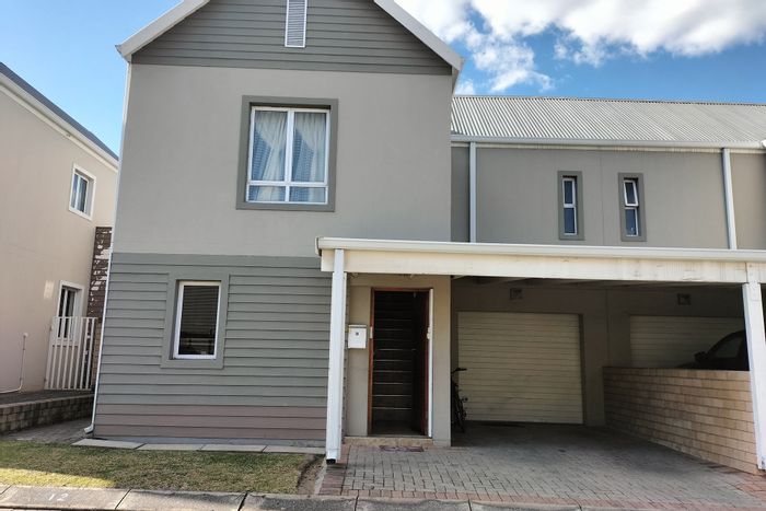 For Sale: Townhouse in Riverspray Lifestyle Estate with 24-hour security, amenities nearby.