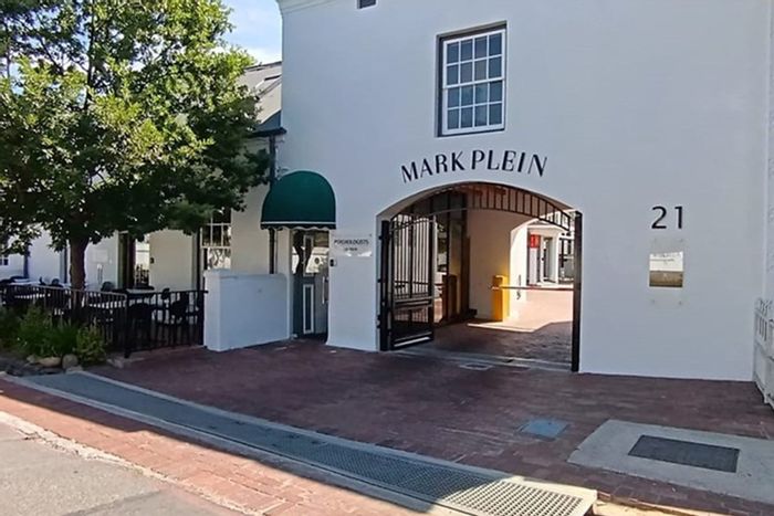 Office To Rent in Stellenbosch Central: 29 sqm, balcony, bathroom, and amenities.