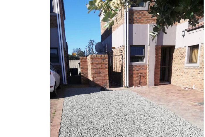 Townhouse To Rent in Brackenfell South: 3 beds, garden, garage, close to amenities.