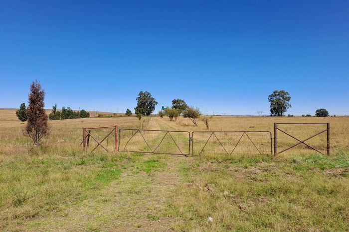 For Sale: Kinross Farm with 6 Camps, Boreholes, and Development Approval.