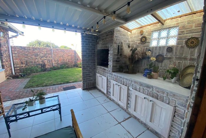 For Sale: House in South End with pool, garden, secure parking, and braai area.