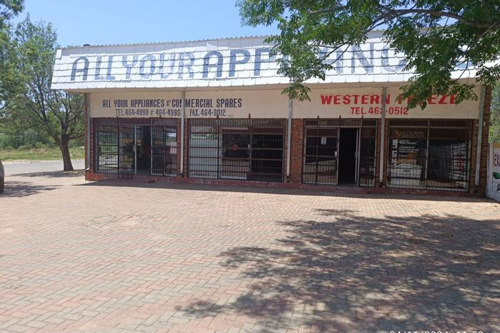 Retail property in Pienaarsdorp for sale, featuring storage and prime location access.