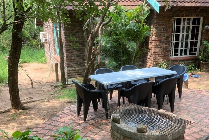 For Sale: House in Marloth Park Central with pool, braai areas, and cottage.