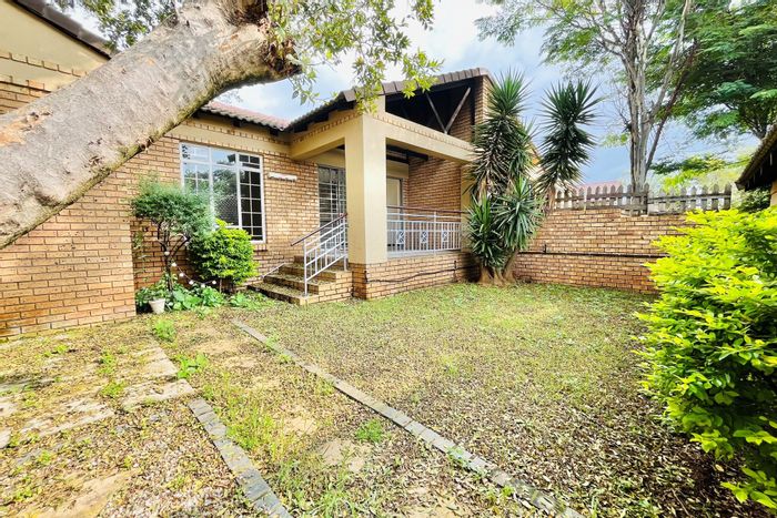 For Sale: 3-Bedroom Townhouse in Moreleta Park with private garden and double garage.