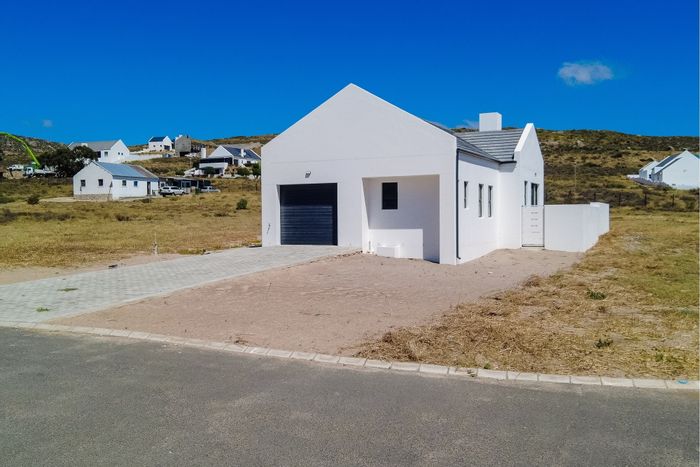 For Sale: House in St Helena Views with indoor braai, enclosed garden, and inverter system.