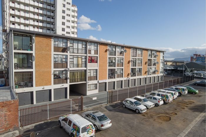 For Sale: Apartment in Fairfield Estate with rental demand, parking, and communal braai.