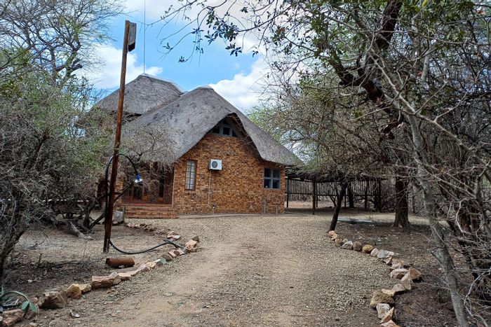 House for Sale in Marloth Park Central: 2 beds, pool, near Crocodile River.