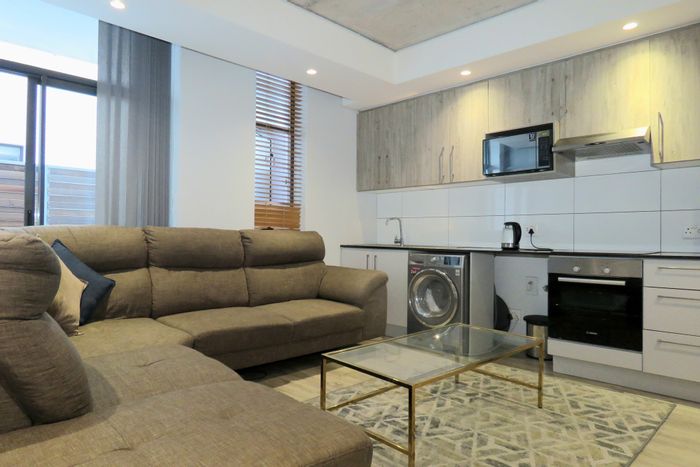 For Sale: 1-Bedroom Apartment in Woodstock with amenities and secure parking.