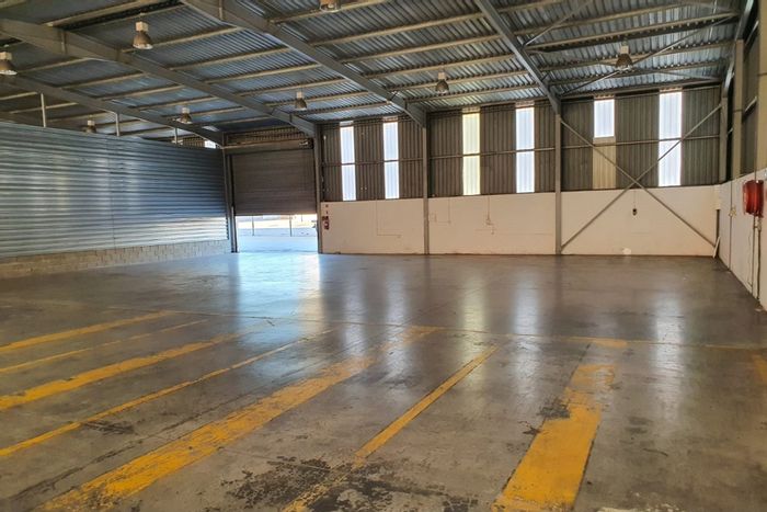 Industrial warehouse to rent in Perseverance Industrial with high-bay access and secure yard.