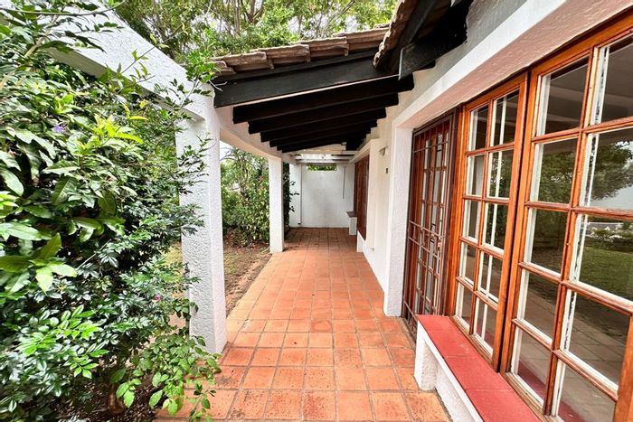 Bryanston Townhouse For Sale: 2 bedrooms, security, pool, community amenities.