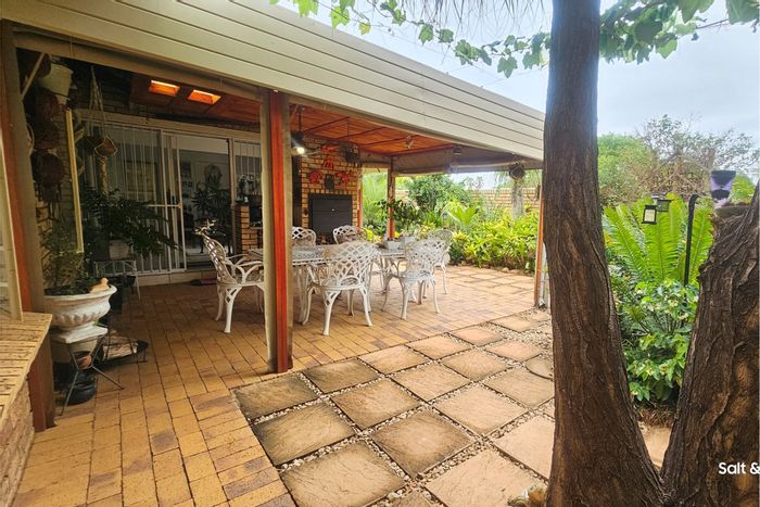For Sale: Townhouse in Montana with 3 bedrooms, 2 baths, and parking.